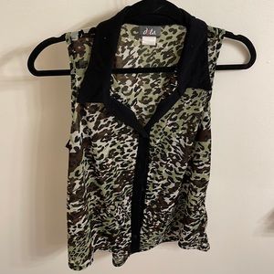 Dots Tank Top Size XL Color Black Green Brown